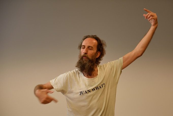 Entre lo que ya no está y lo que todavía no está