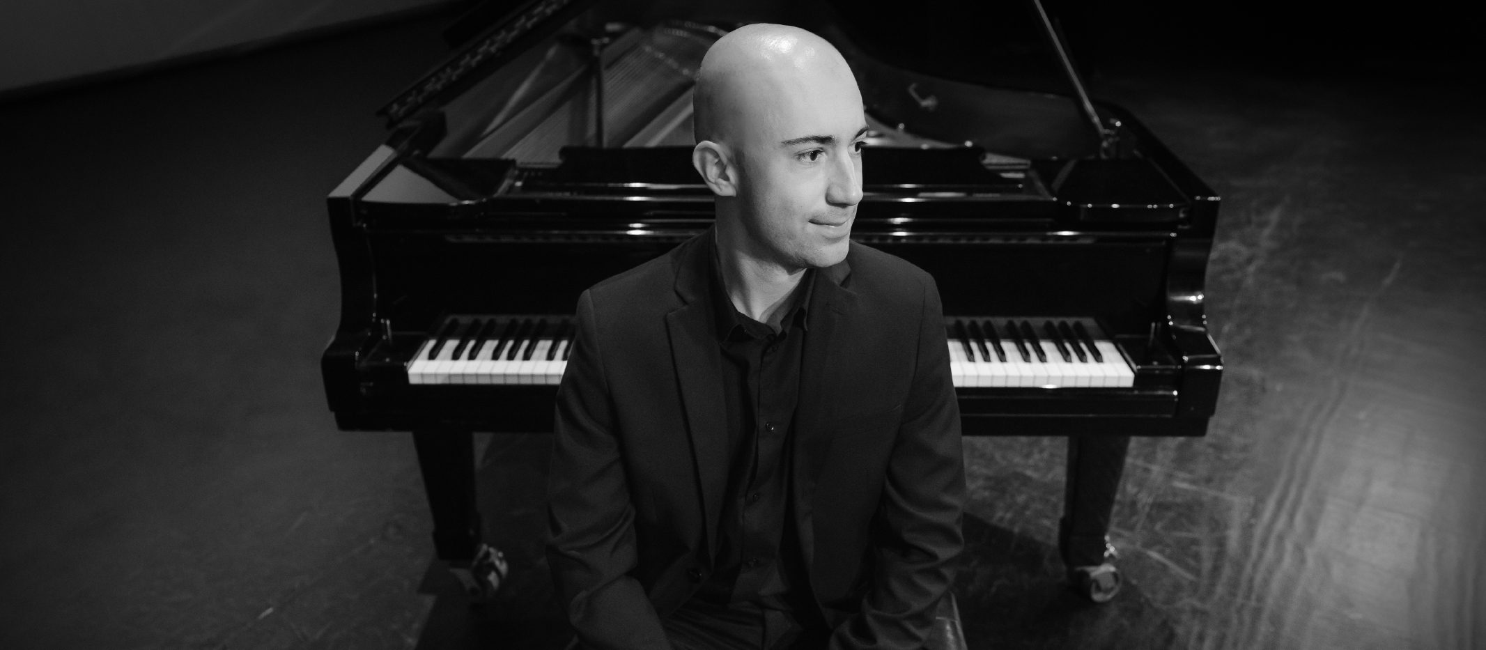 Cartel del evento «Luis López»