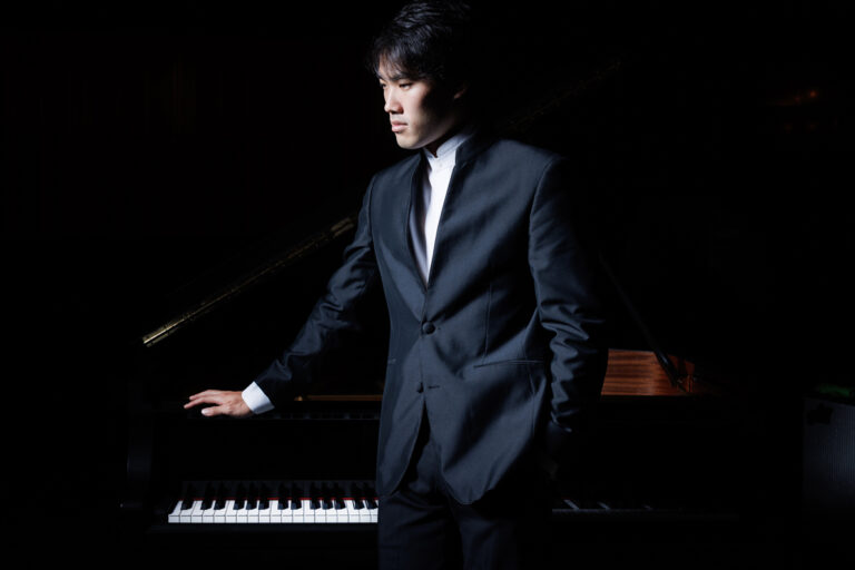 BRUCE LIU
